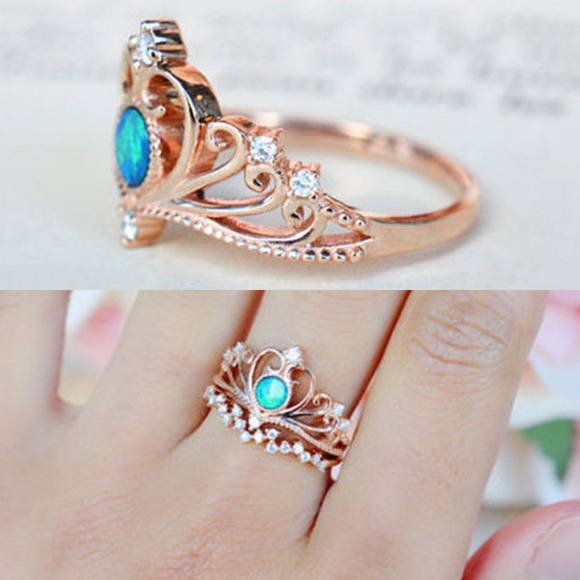 Jewelry - 2-piece Crown Faux Fire Opal Rose Gold Queen Ring